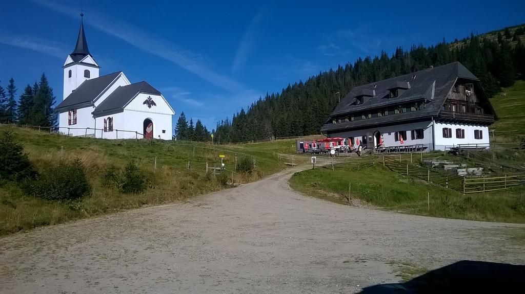Gaestehaus Landgraf Uebelbach Екстер'єр фото